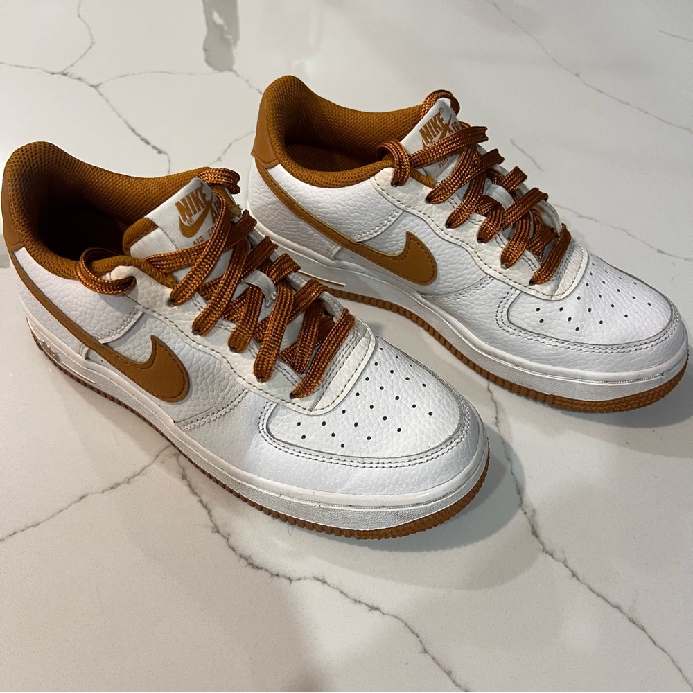 Nike Airforce 1 Desert Ochre - 4Y / 5.5W